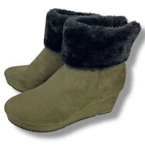 DKNY Womens Nadra Forrest Green Faux Suede Black Fur Trim Bootie Shoes 9